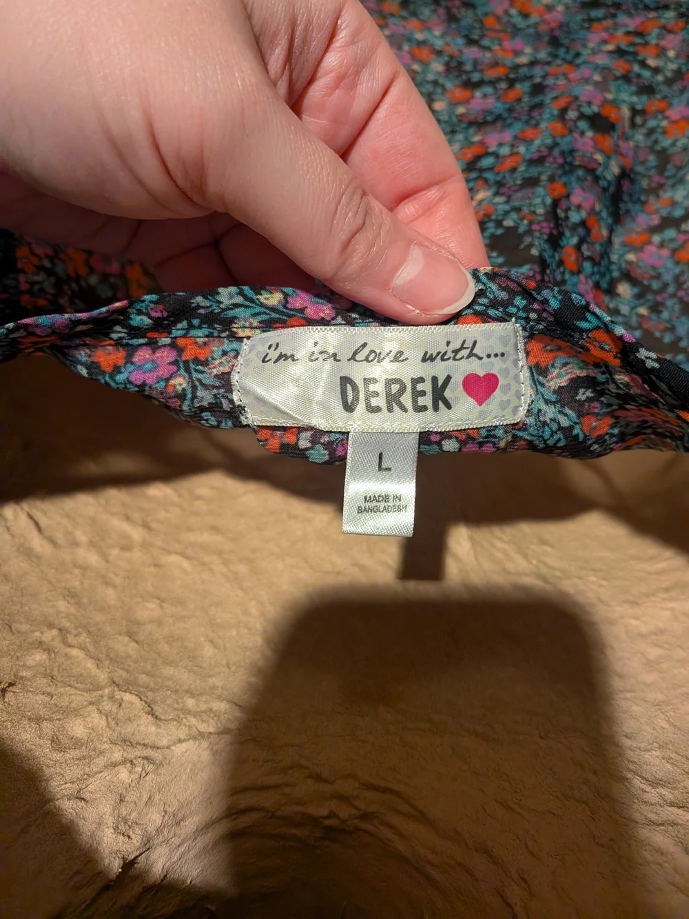 I'm in Love with Derek Heart Blouse Size Large NEW NWOT - Picture 3 of 4